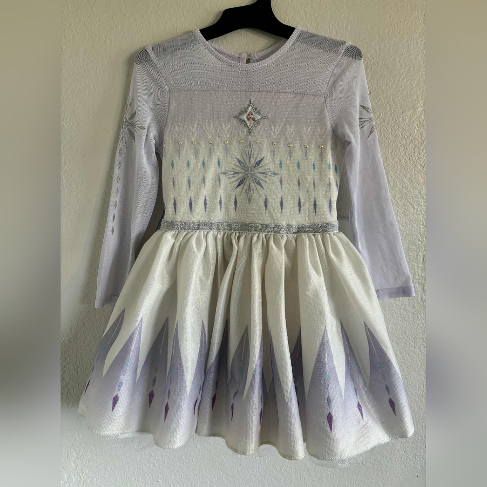 Disney Princess Elsa Frozen 2 Dress Gown Halloween/ Play Dress Up Costume